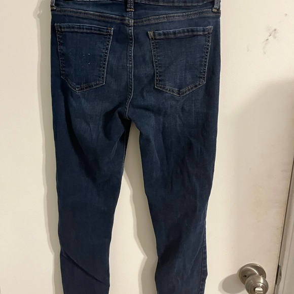 Women's Blue Jeans - Picture 3 of 3